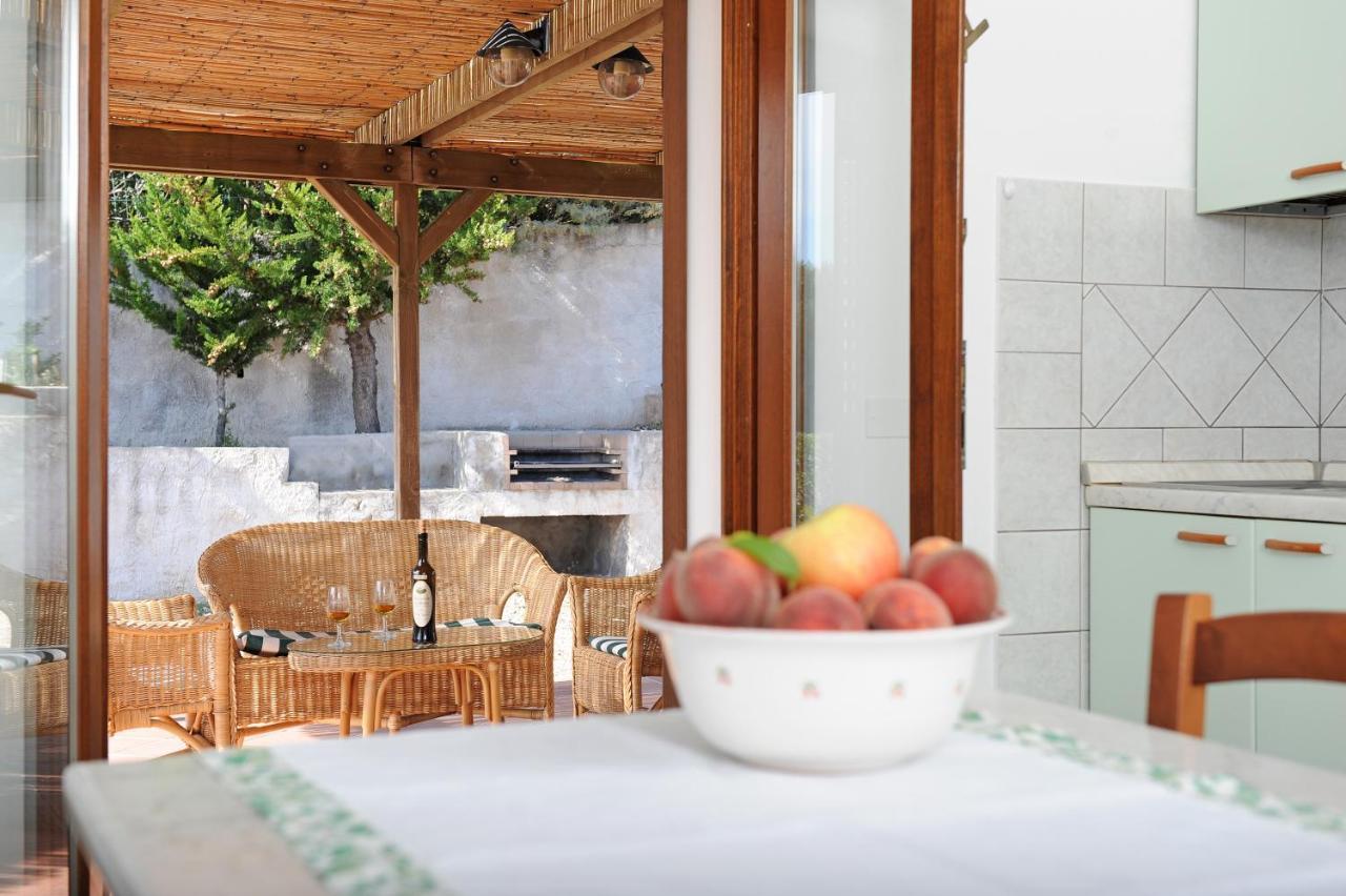Casa Nel Vigneto Con Vista Mare Apartment Magomadas Exterior photo